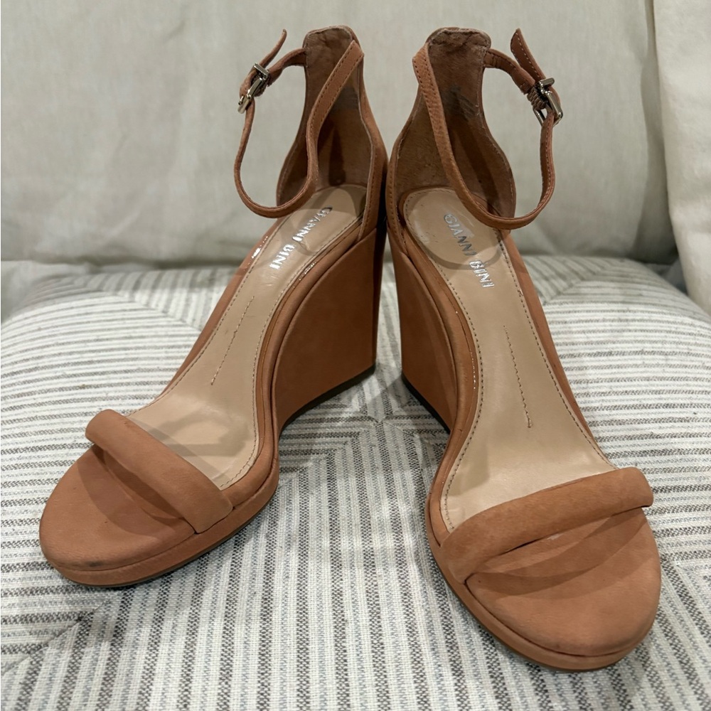 Gianni Bini wedges